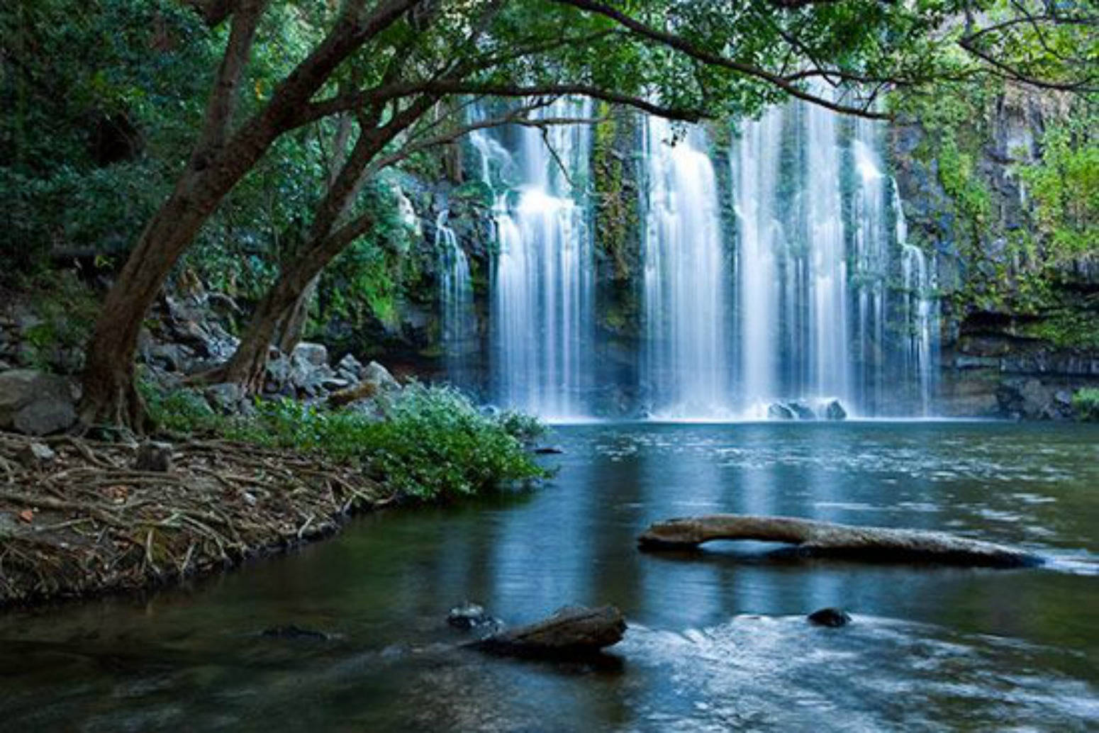 Llanos de Cortez waterfall in Guanacaste, Costa Rica — a stunning natural cascade